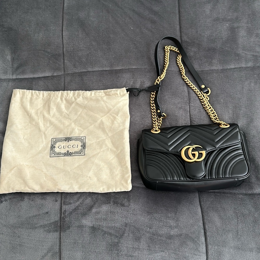 Gucci Black and Gold Shoulder Bag